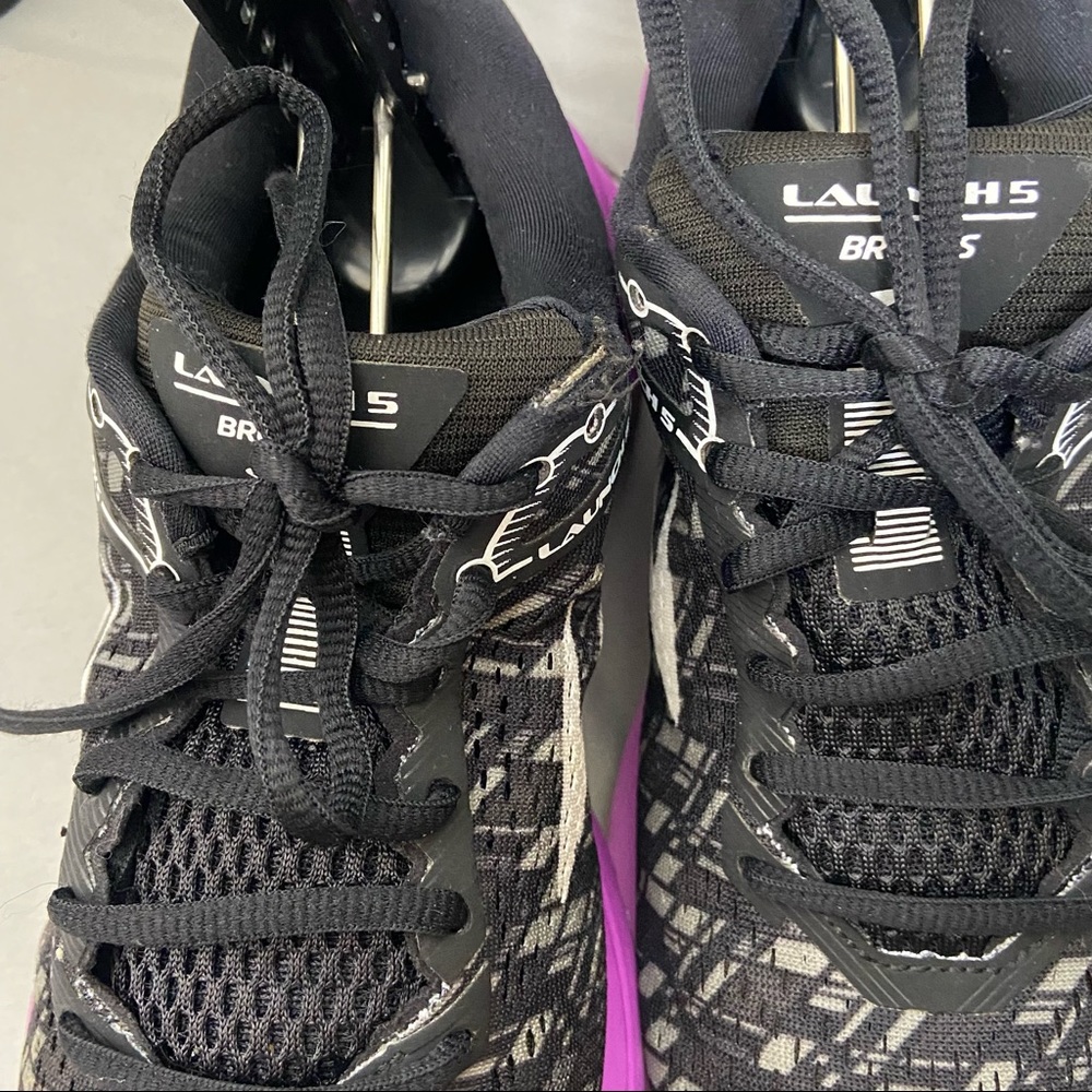 Brooks Launch 5 Athletic Running Shoes - Picture 6 of 11